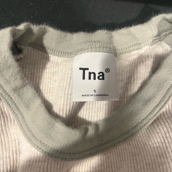 Top - Picture 2 of 3